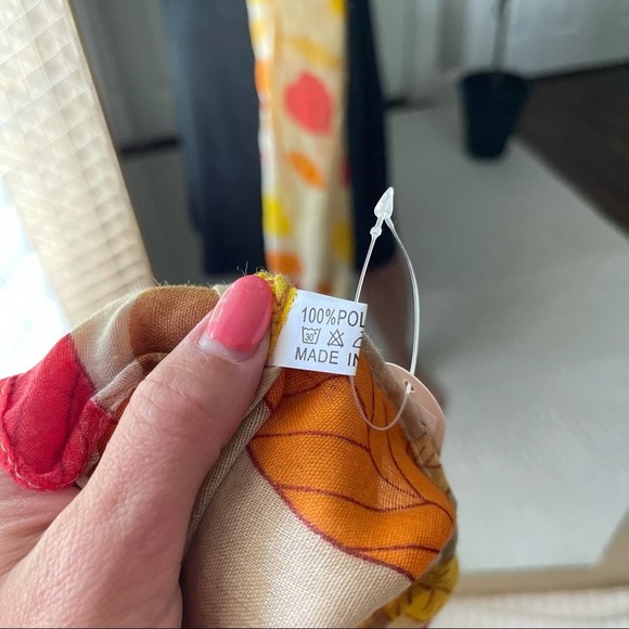 Icon Collection Autumn Leaf Print Infinity Scarf - Picture 5 of 6